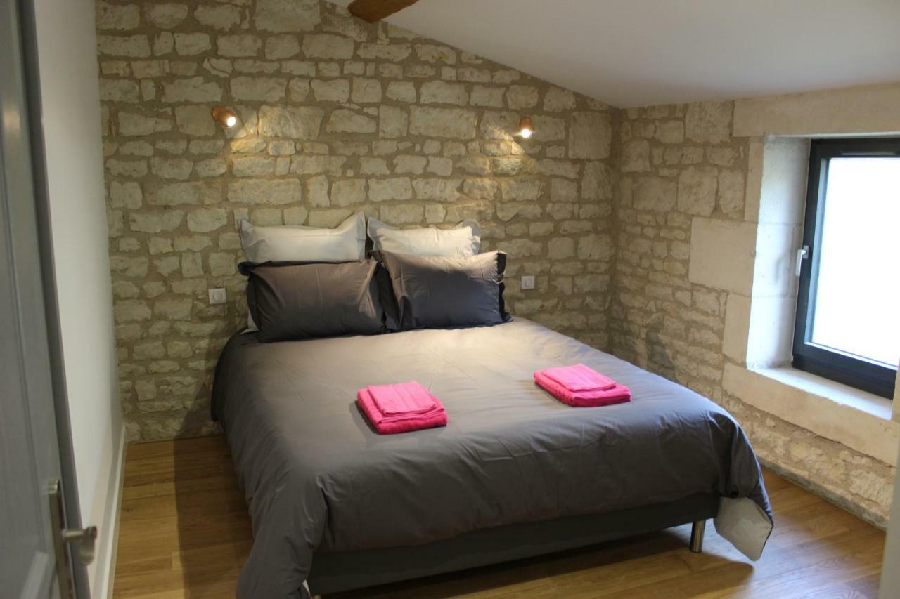 Chateau Des Loups - Les Pommiers Echire Экстерьер фото