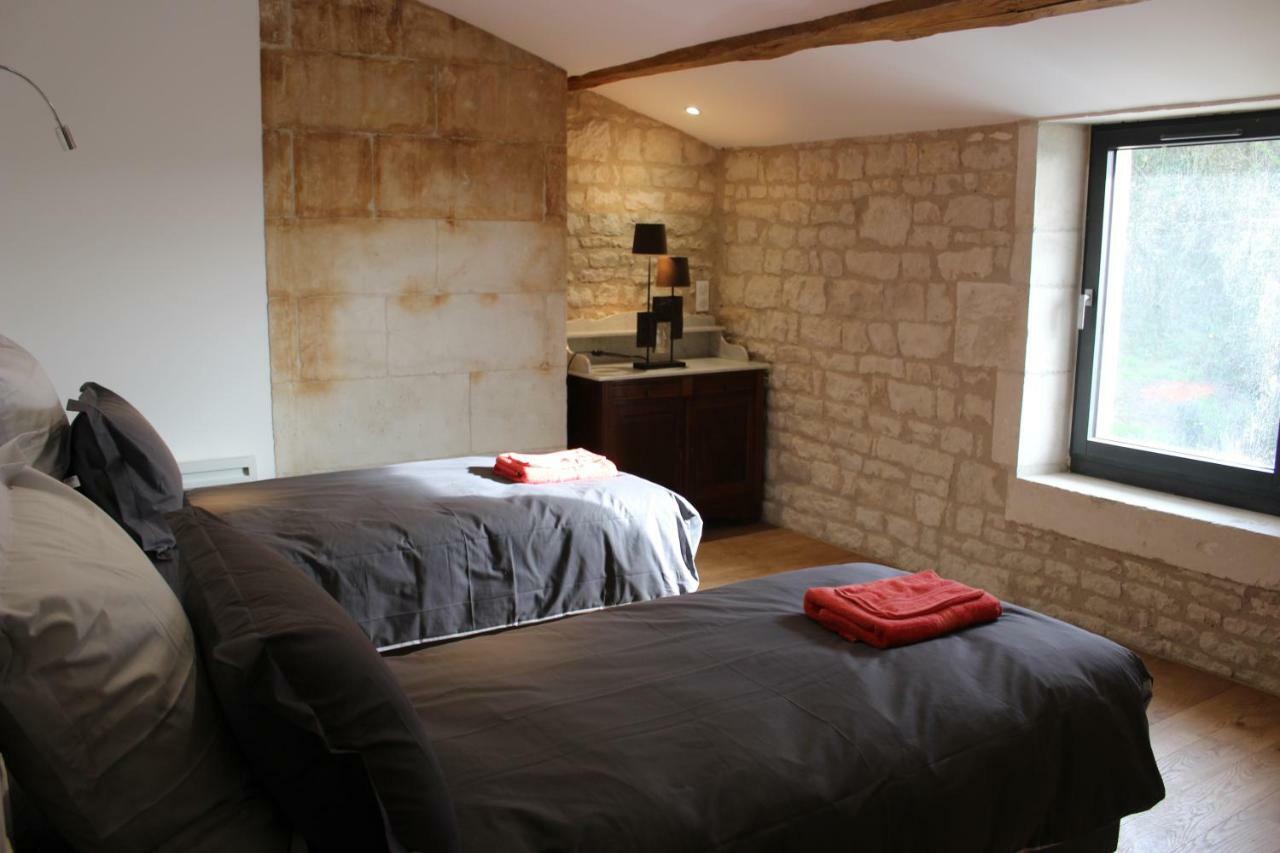 Chateau Des Loups - Les Pommiers Echire Экстерьер фото